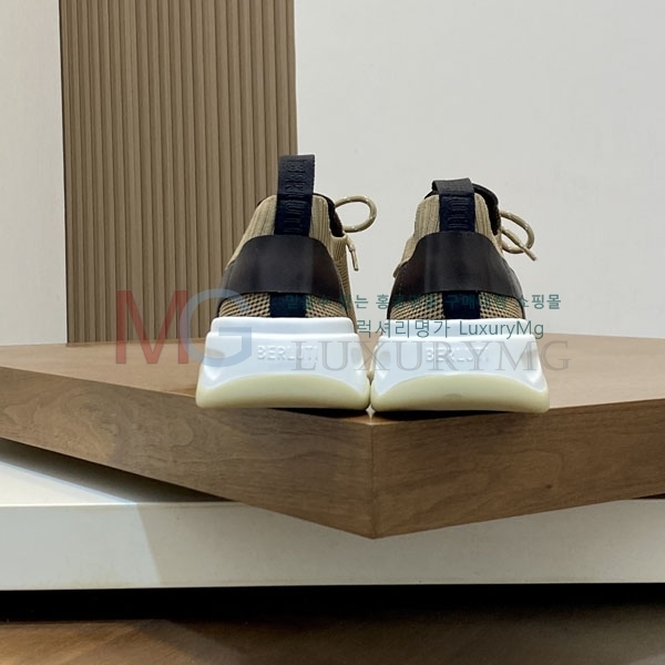 ���� ���ڷ� ��ġ�ڸ� ����Ŀ�� BC22601