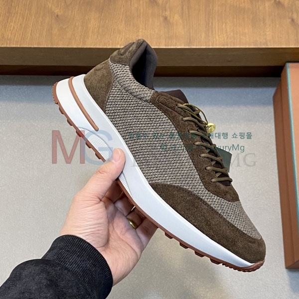 ���� �η�**�� ����Ŀ�� LU6990221-3