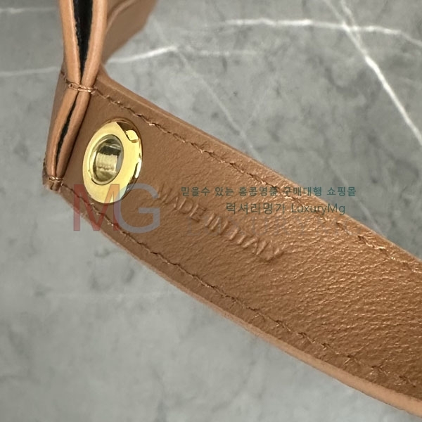 ������ ���� ť�� �� 124182-3