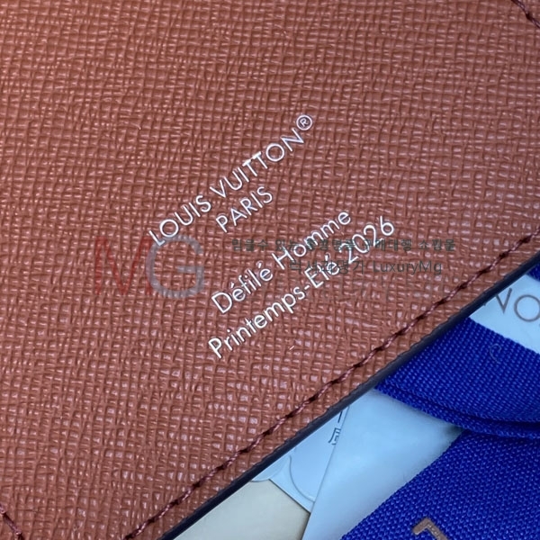 ���̺��� �н���Ʈ Ŀ�� �������� M28008-3