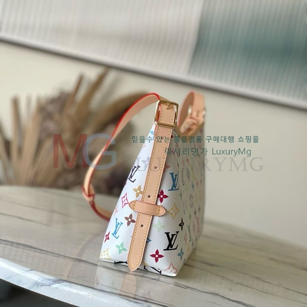 ���̺��� x TM ĳ���� �̽�Ʈ ����Ʈ M27578-1