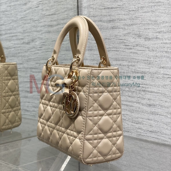 ��� ���� ���̵�� M078010-2