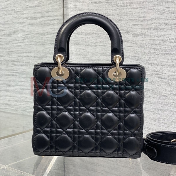 ��� ���� ���̵�� M078010-3