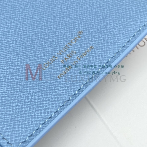 ���̺��� �н���Ʈ Ŀ�� �������� M28281-3