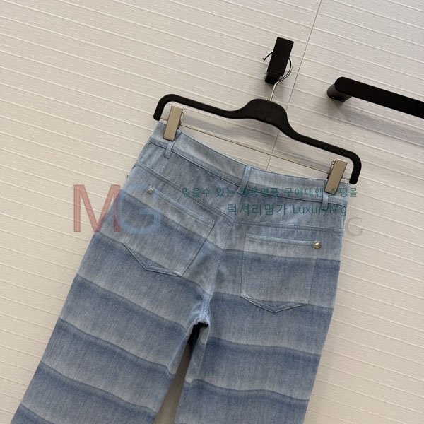 ���� ��* ���� ���� CH4235420-1