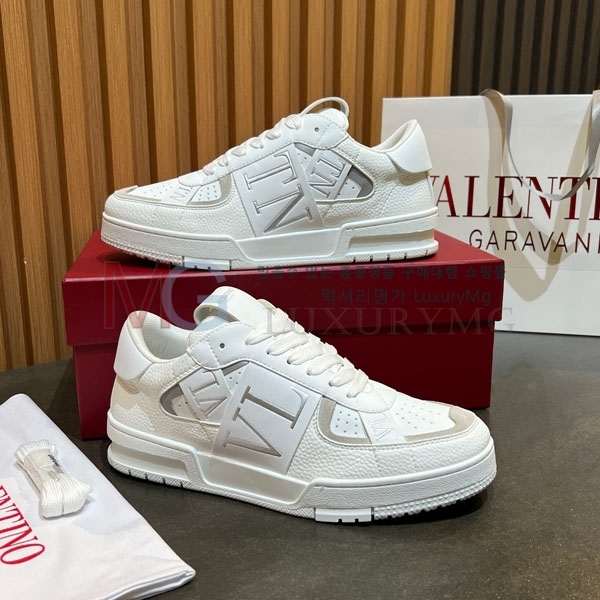 ���� �߷�Ƽ�� ����Ŀ�� VA558043-1