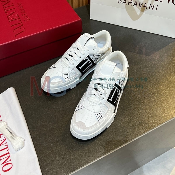 ���� �߷�Ƽ�� ����Ŀ�� VA558043-2