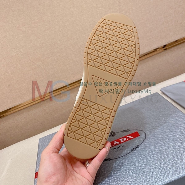 ���� ����� ����Ŀ�� P1A557703-8