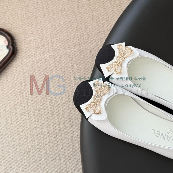 ���� ��*  �÷����� A7116602