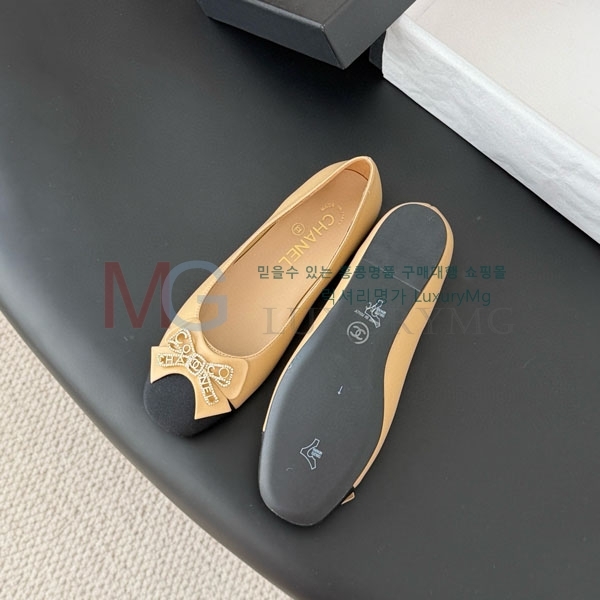 ���� ��*  �÷����� A7116602-2