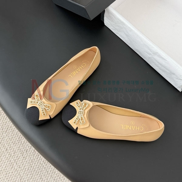 ���� ��*  �÷����� A7116602-2