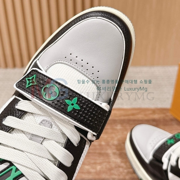 �������� ����*�� ����Ŀ�� LV618882-8