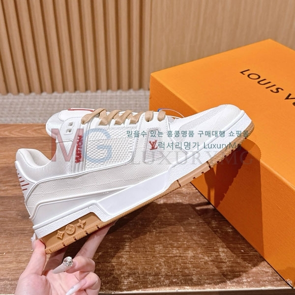 �������� ����*�� ����Ŀ�� LV618883-4