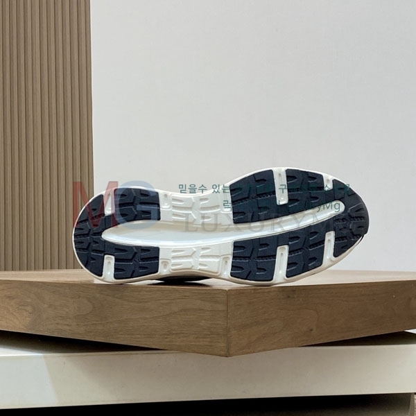 ���� ��**�� ����Ŀ�� MO226036-3