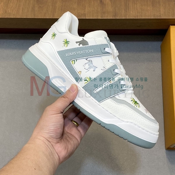 ���� ���̺��� ����Ŀ�� LV452220