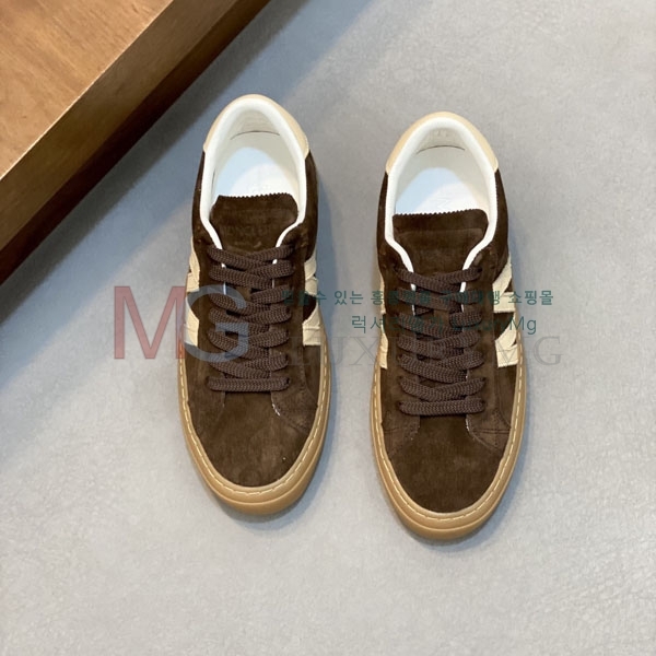 ���� ��**�� ����Ŀ�� MO699033-5