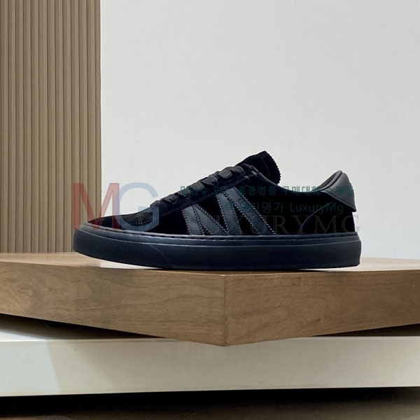 ���� ��**�� ����Ŀ�� MO699033-7