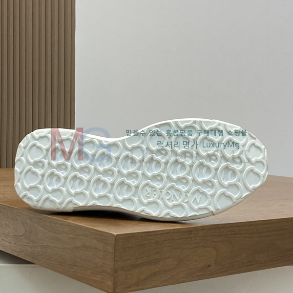 ���� ��**�� ����Ŀ�� MO644206