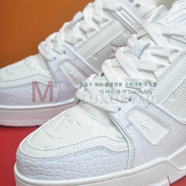 �������� ����*�� ����Ŀ�� LV774560-3