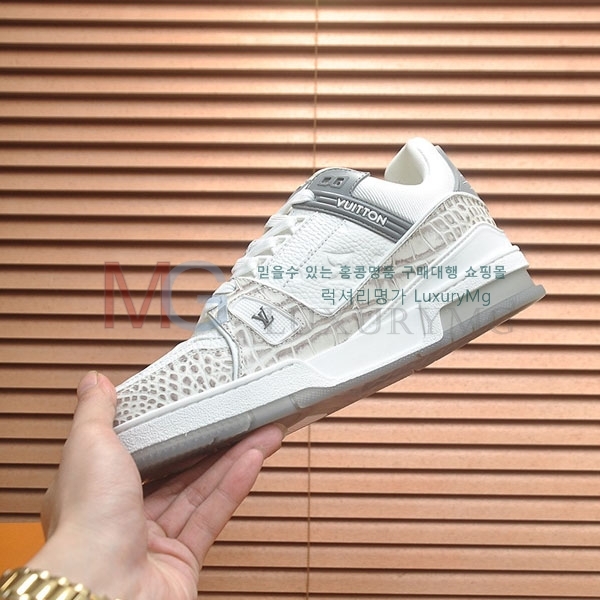 �������� ����*�� ����Ŀ�� LV774560-7