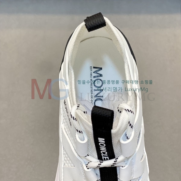 ���� ��**�� ����Ŀ�� MO226033-4