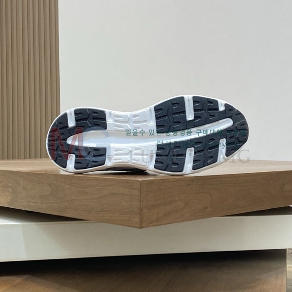 ���� ��**�� ����Ŀ�� MO226011-4