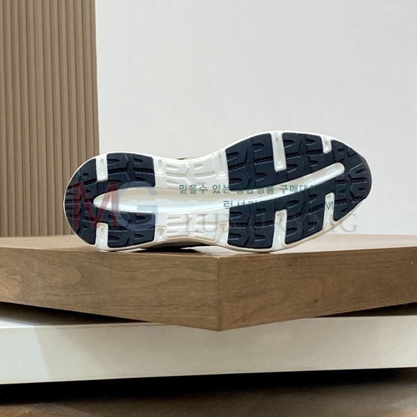 ���� ��**�� ����Ŀ�� MO226022-2