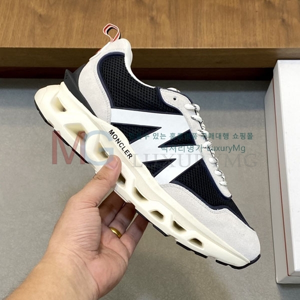 ���� ��**�� ����Ŀ�� MO226022-4