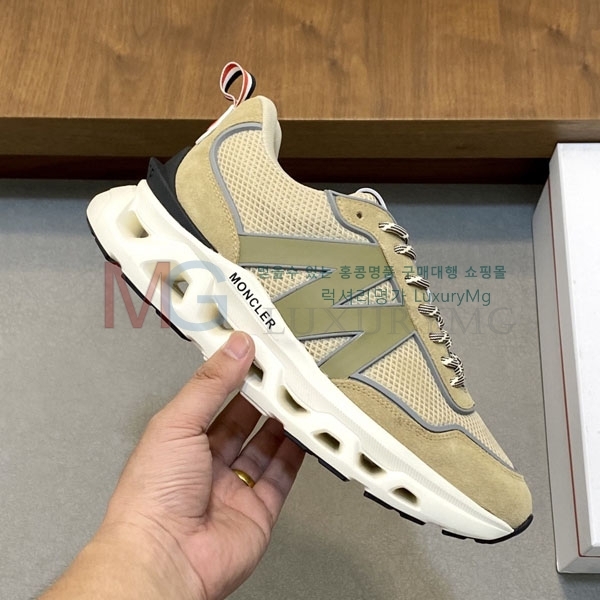 ���� ��**�� ����Ŀ�� MO226022-5