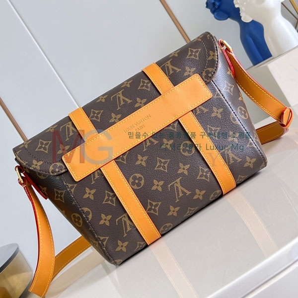 ���̺��� ũ�������� �޽��� M28115-1