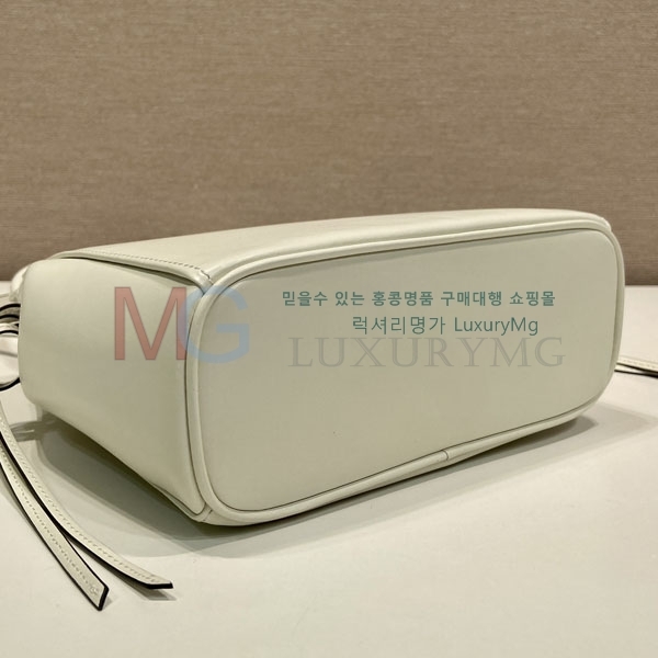 ����� ĳ�� �̴� ���� �ڵ�� 1BA496-2