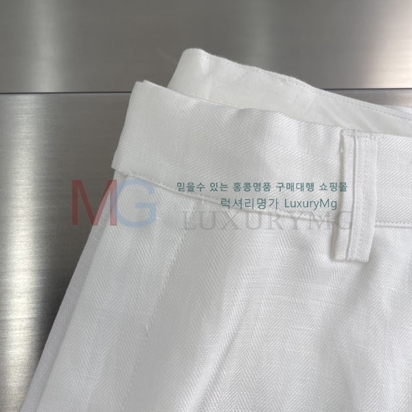 ���� ���ڷ� ��ġ�ڸ� �ݹ��� 2343532-3