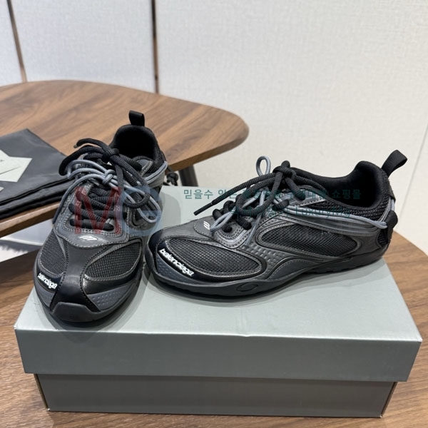 �߷��þư� ����Ŀ�� BL333052-4