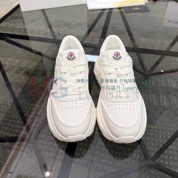 ���� ��**�� ����Ŀ�� M2N61180-1