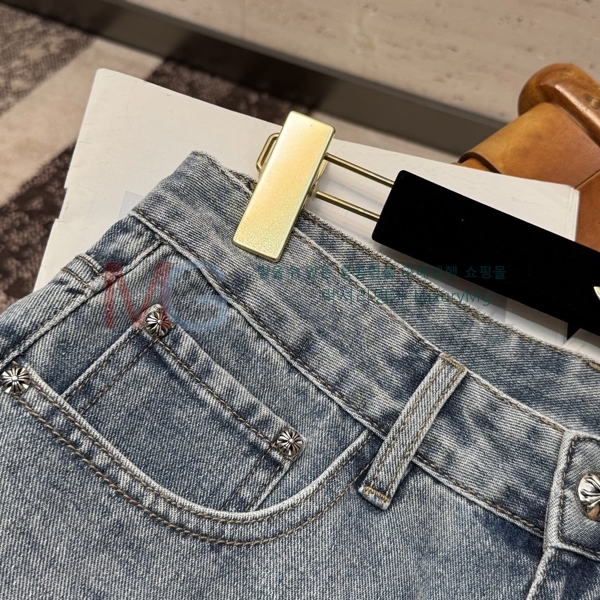 ���� ũ������ �ݹ��� 23435666
