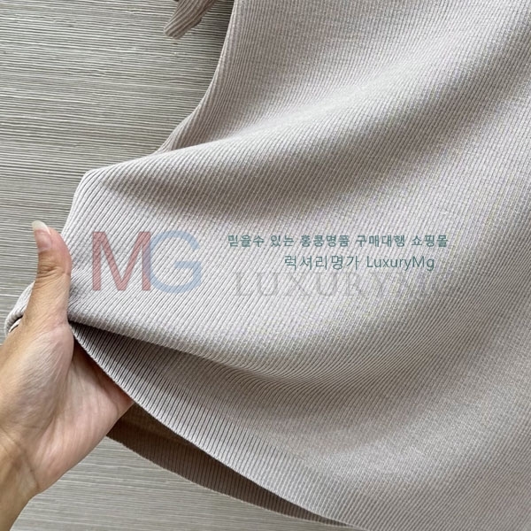 ���� ���ڷ� ��ġ�ڸ� ���� Ƽ���� BC2350623-4