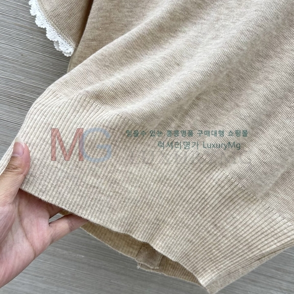 ���� �̿�̿� ���� Ƽ���� MU44574848-1