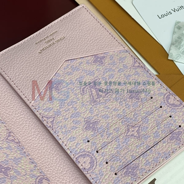 ���̺��� �н���Ʈ Ŀ�� �������� M28990-2