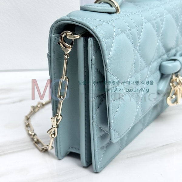 ��� ���� ��� �� �̴� ��� S05550-16