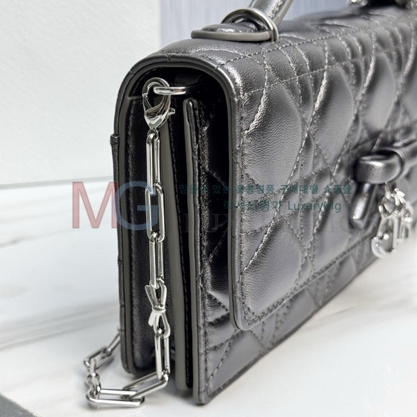��� ���� ��� �� �̴� ��� S05550-17