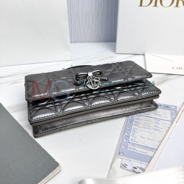 ��� ���� ��� �� �̴� ��� S05550-17