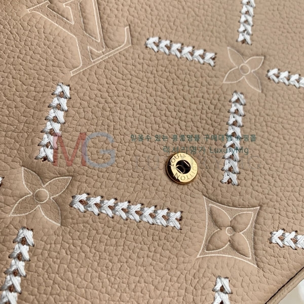 ���̺��� ����Ʈ ũ�ν��� M29482-1