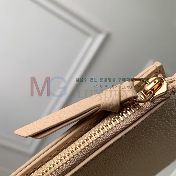 ���̺��� ����Ʈ ũ�ν��� M29482-1