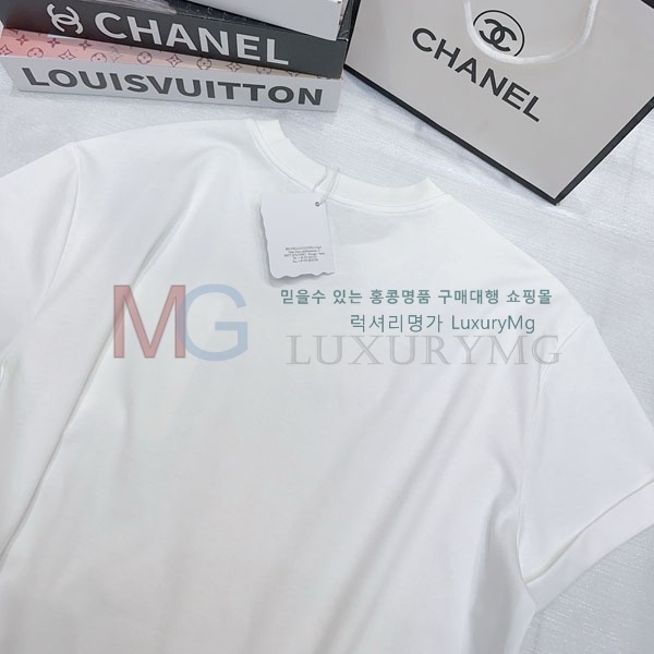 ���� ���ڷ� ��ġ�ڸ� ���� Ƽ���� BC463066-7