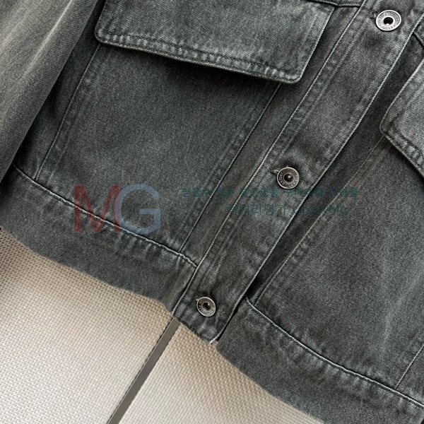 ���� ���ڷ� ��ġ�ڸ� ���� ���� BC6457357-1