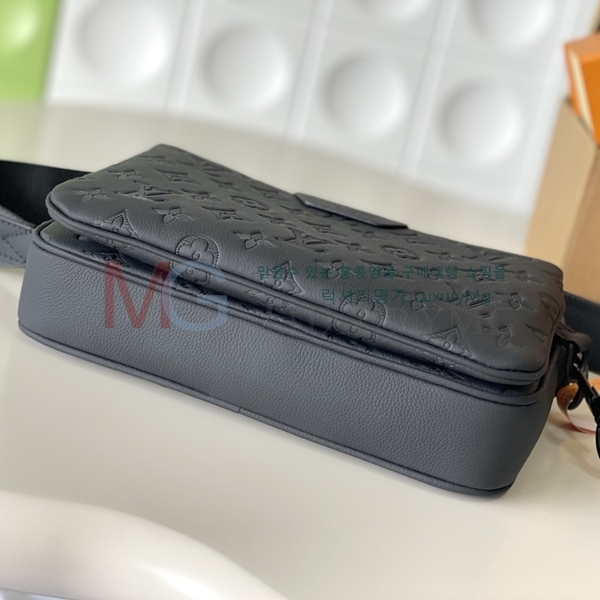 ���̺��� Ʈ���� �޽����� M26713-1
